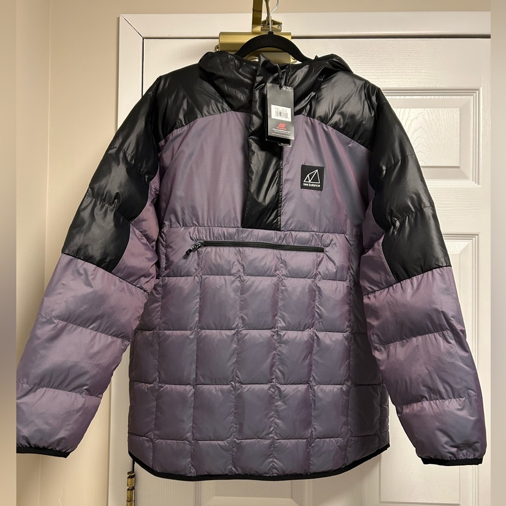 New Balance Men’s Black and Purple Puffer Jacket Size M